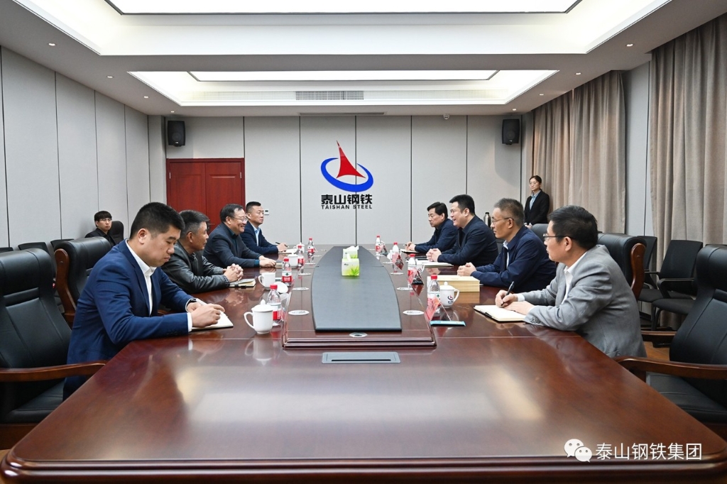 胡世濤一行來集團公司征求全國人大代表意見建議